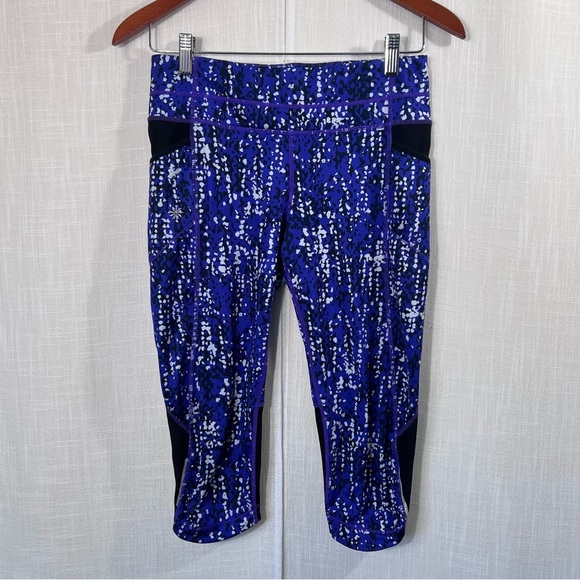 Athleta Pebble Be Free Knicker Crop Running Workout Leggings Sz S - Picture 2 of 10